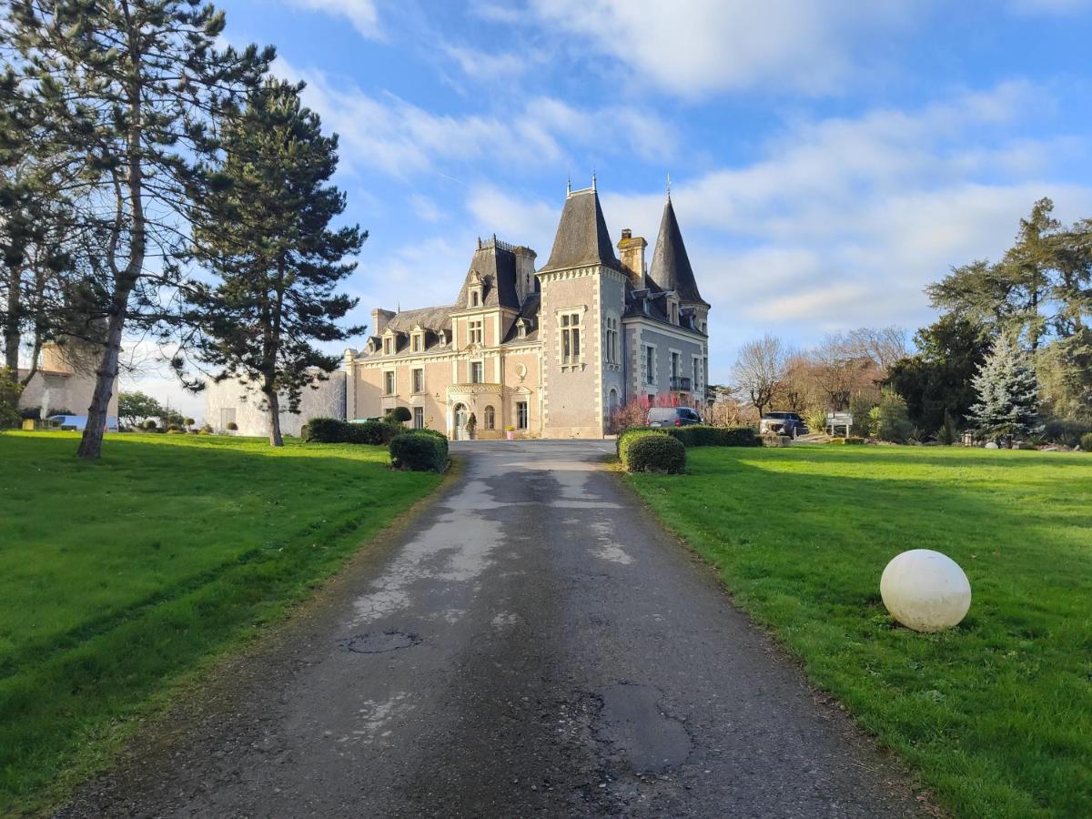 Hotel Chateau De La Barbiniere Saint-Laurent-sur-Sevre Εξωτερικό φωτογραφία