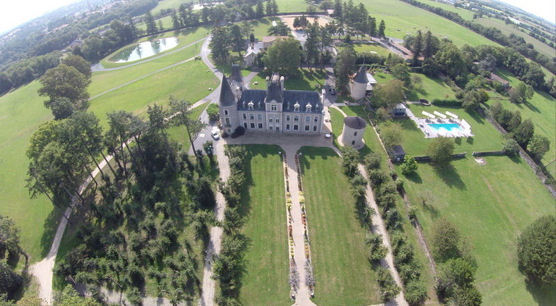 Hotel Chateau De La Barbiniere Saint-Laurent-sur-Sevre Εξωτερικό φωτογραφία